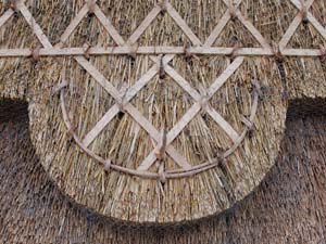 Thatching Craftmanship - Scollop Pattern Detail