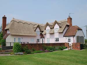 Traditional Long Straw Thatch